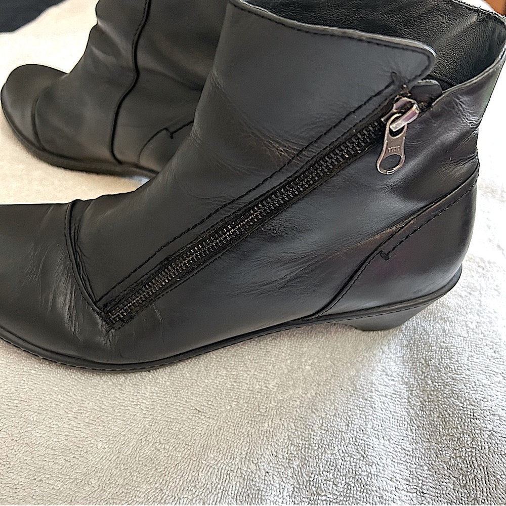 Dansko Billie Leather Heeled Ankle Zip Boot 3703-950200 Women’s EUROPEAN 42